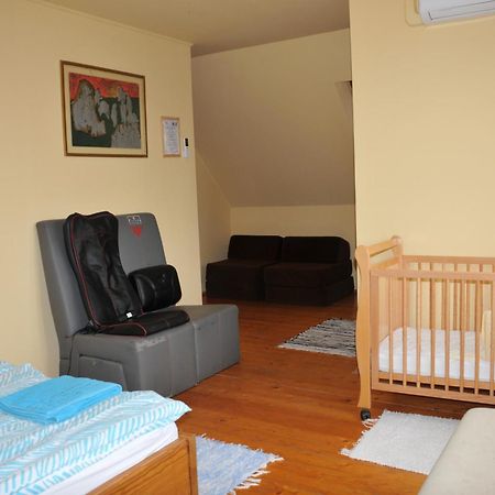 Casa Napsugar Panzio Bed & Breakfast Apostag Room photo